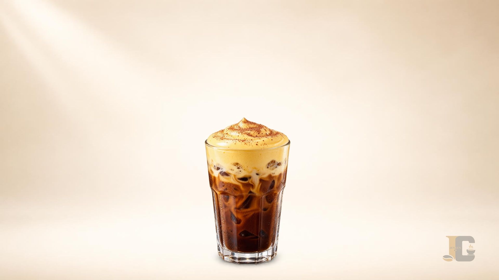 Minh họa Cà phê kem Trứng - Muối - Machiato
